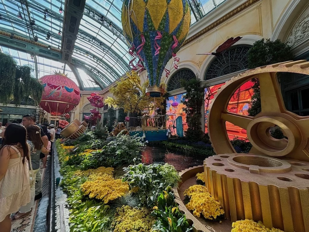 Bellagio flower room