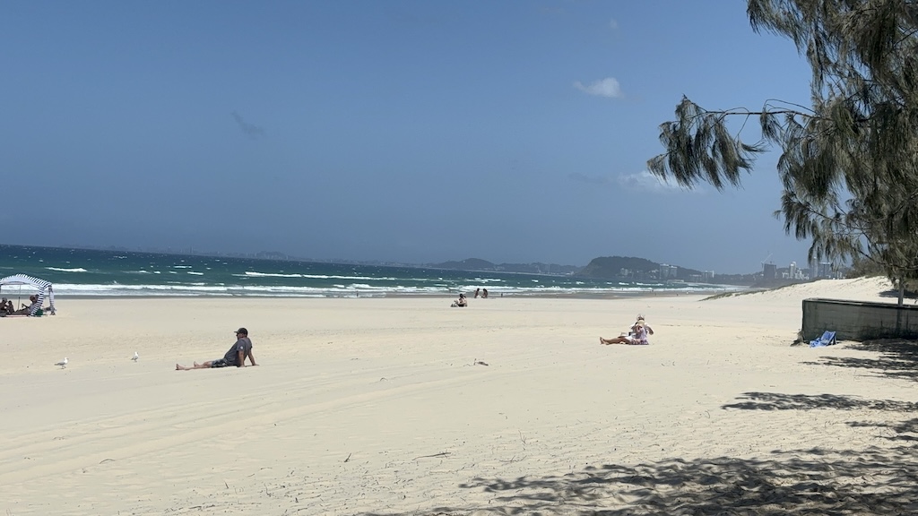 Kurrawa Beach, looking South
