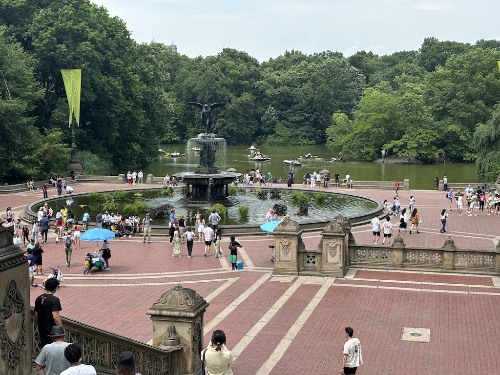 The Lake fountain
