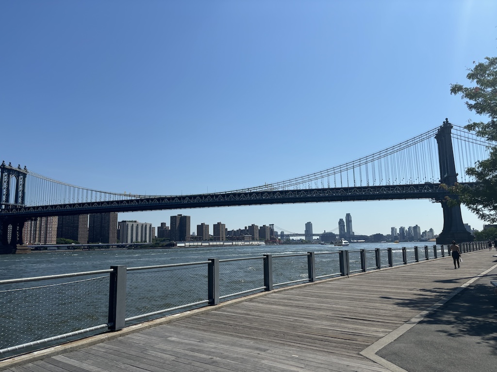 Manhattan bridge