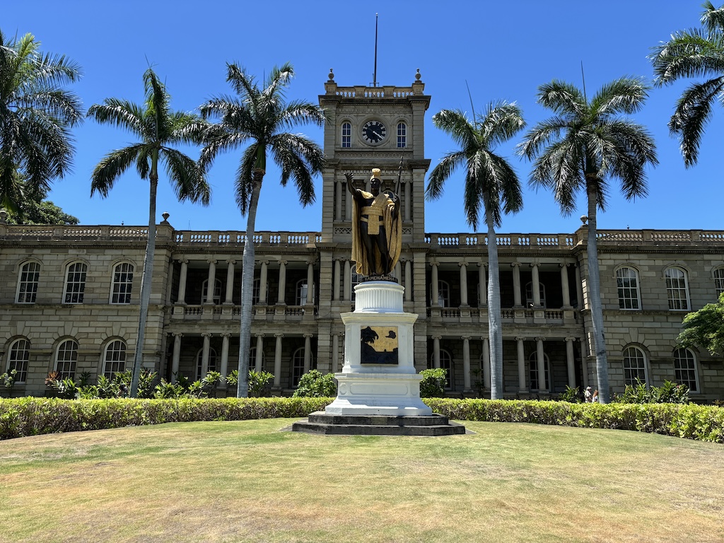 Statue of !hawaiianLeader