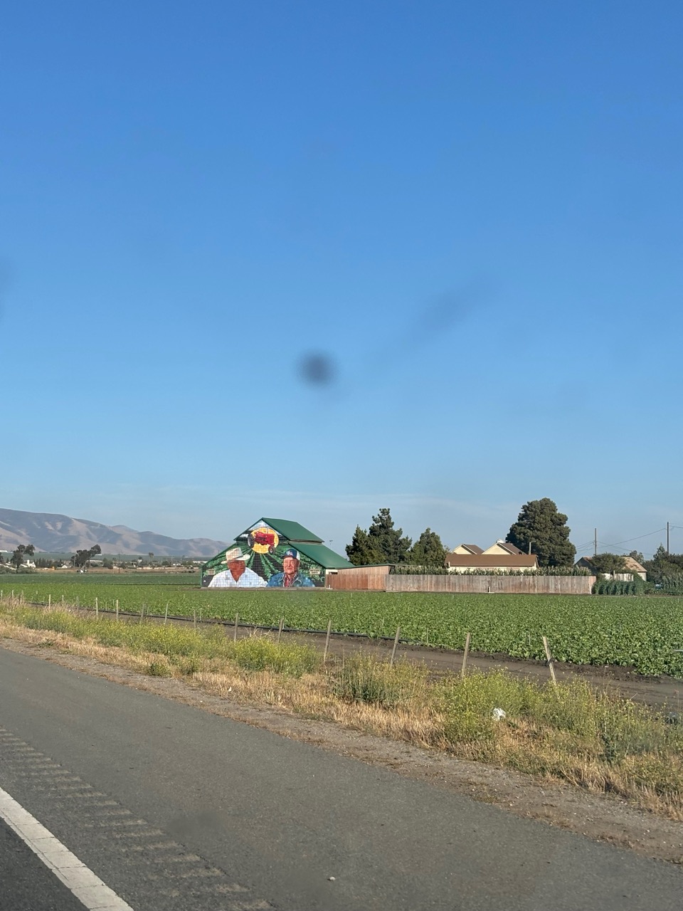 Cool barn on highway 101