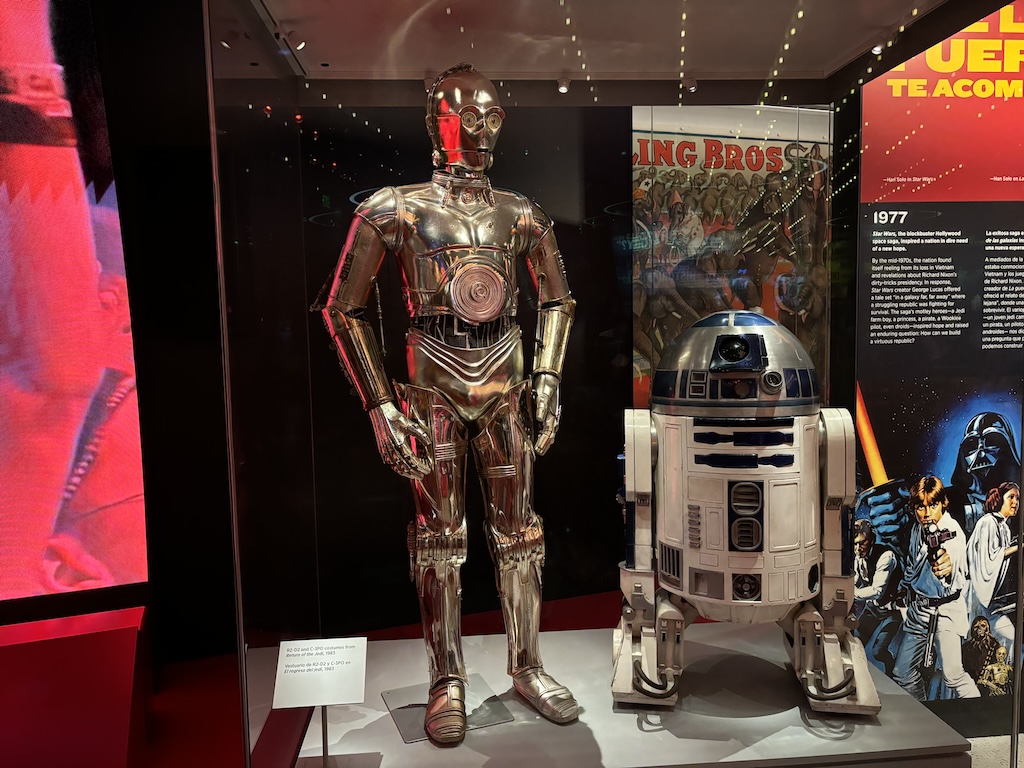 C-3PO and R2D2 Return of the Jedi costumes